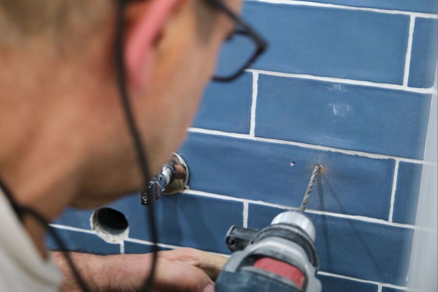 Top 7 Tips for Drilling into Tile Without Breaking It image